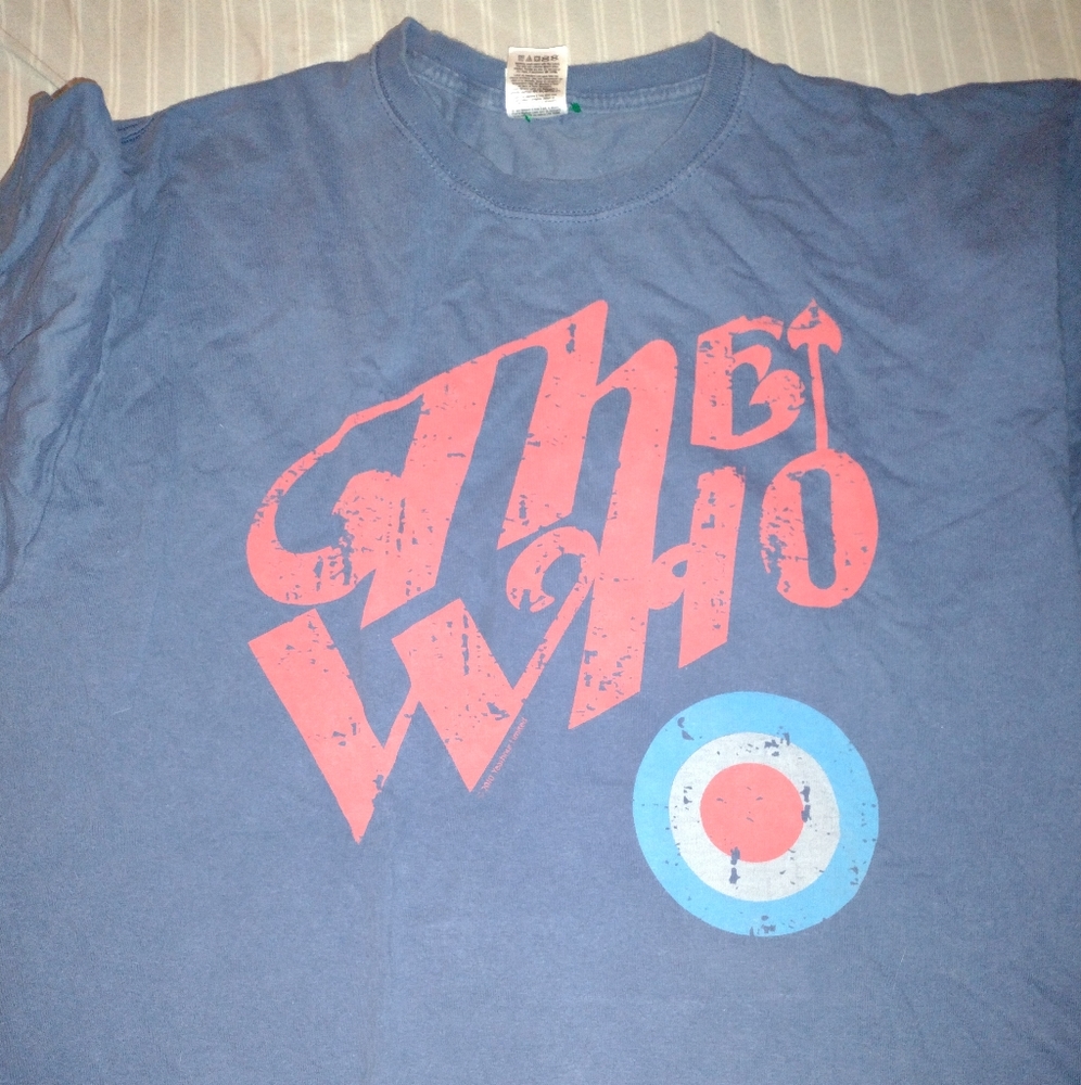 The WHO TSHIRT xl